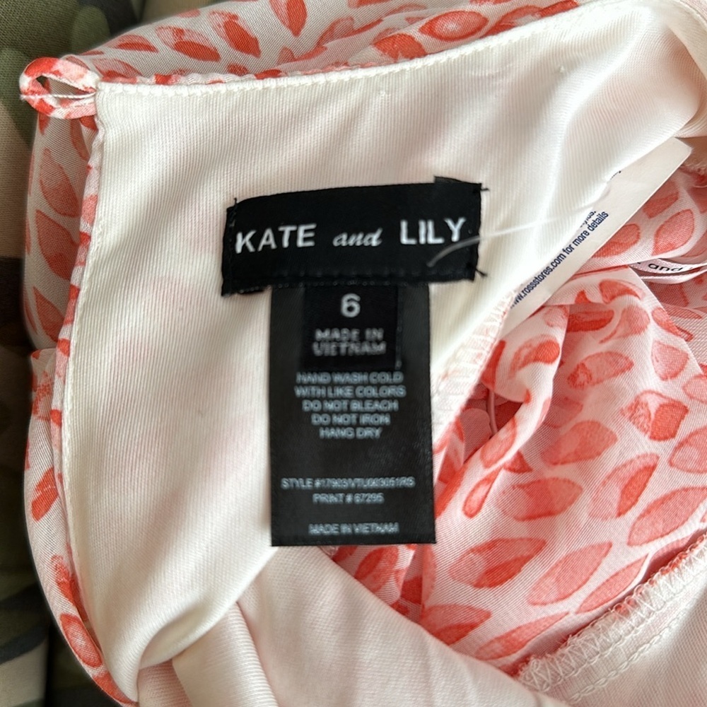 NWT Kate and Lily dress with 3 tiered hem red motif on cream Sz6 - Picture 8 of 9